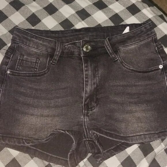 Black Jean Shorts - Picture 1 of 2
